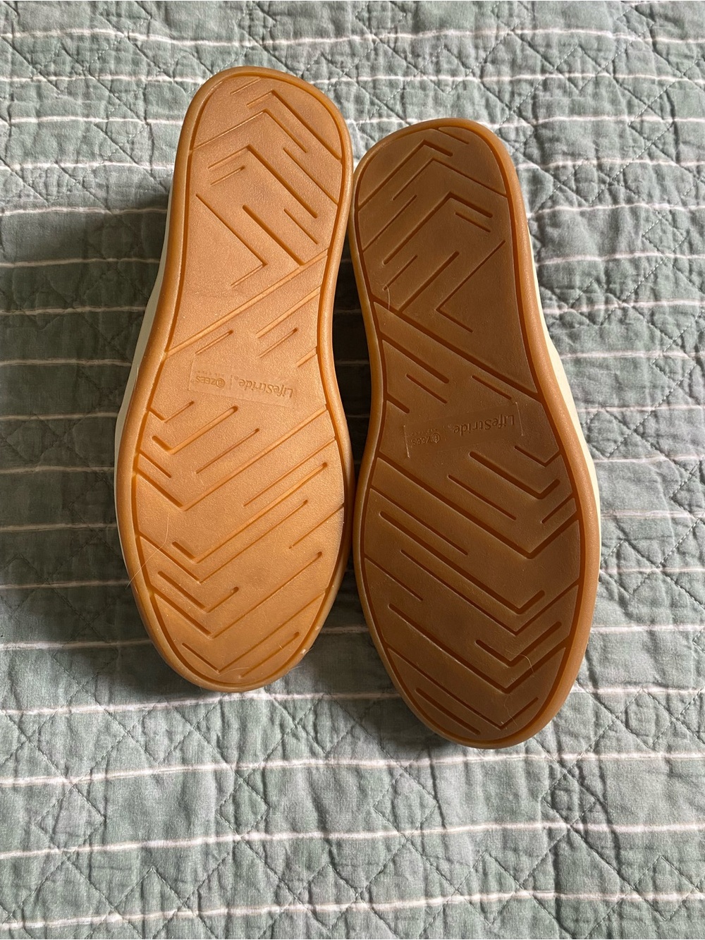 Lifestride BZees comfort slip-ons shoes Danni latte brown 8 wide NIB new - Picture 4 of 6